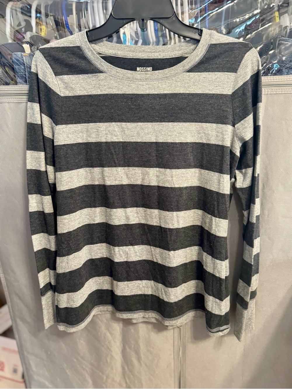 Mossimo Black & Gray Striped Long Sleeve Tee-Size L
